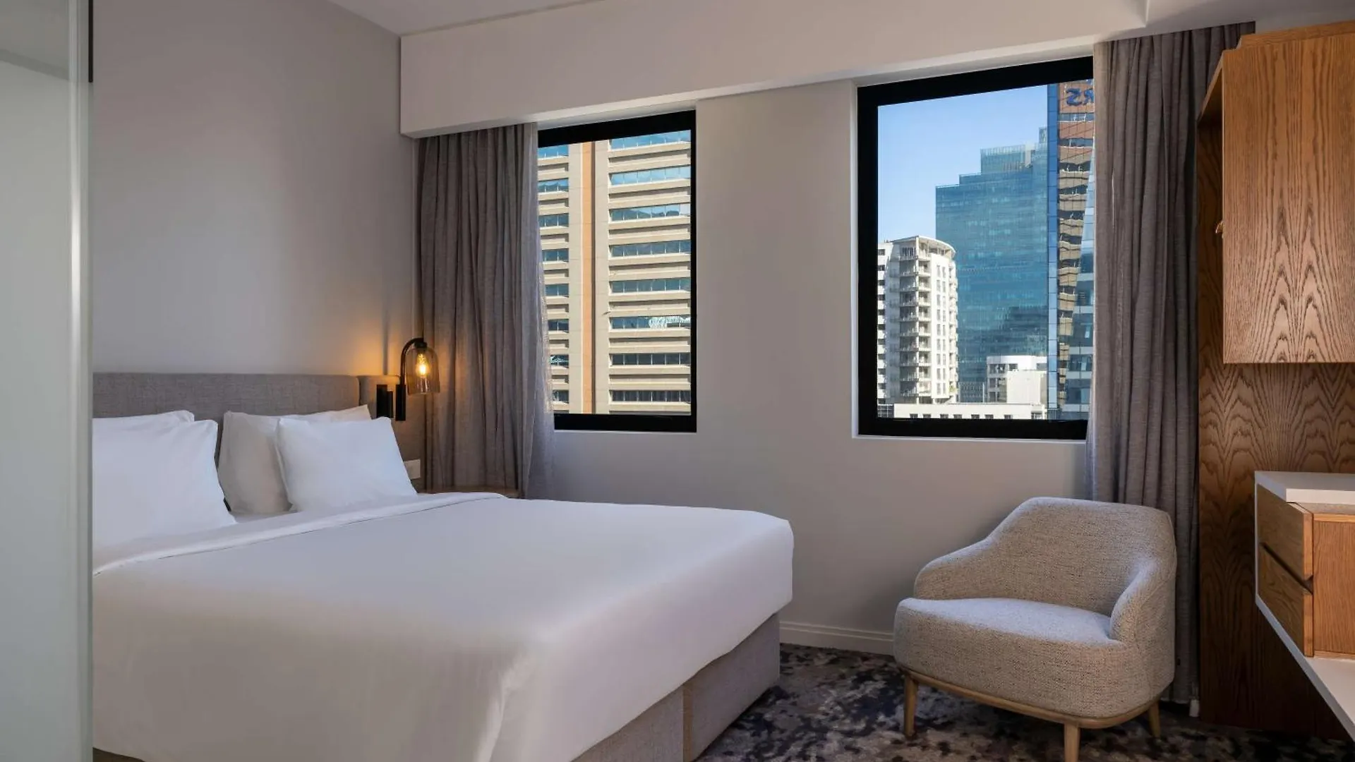 Radisson Hotel Cape Town Foreshore 4*,
