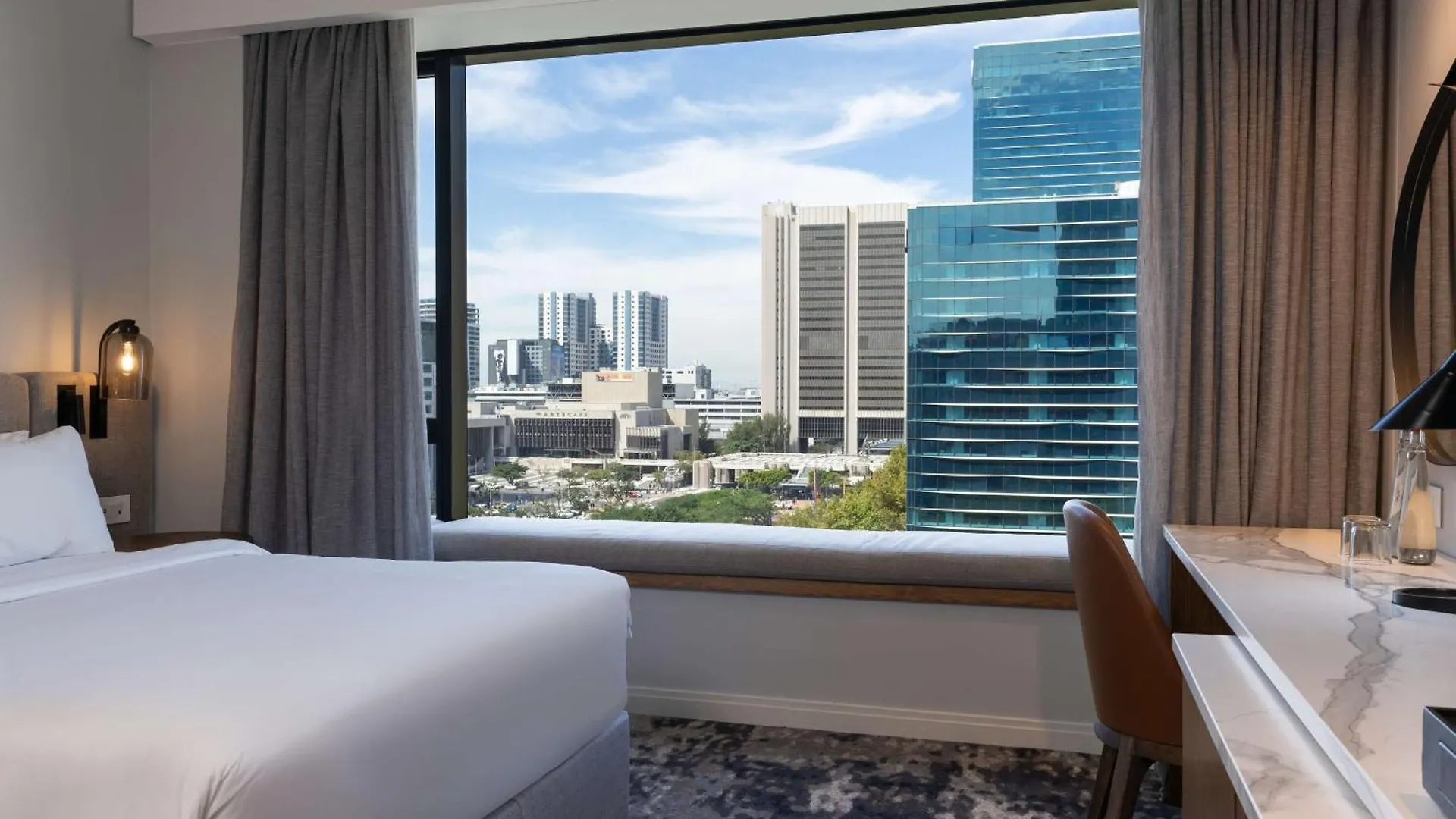 ****  Radisson Hotel Cape Town Foreshore Südafrika